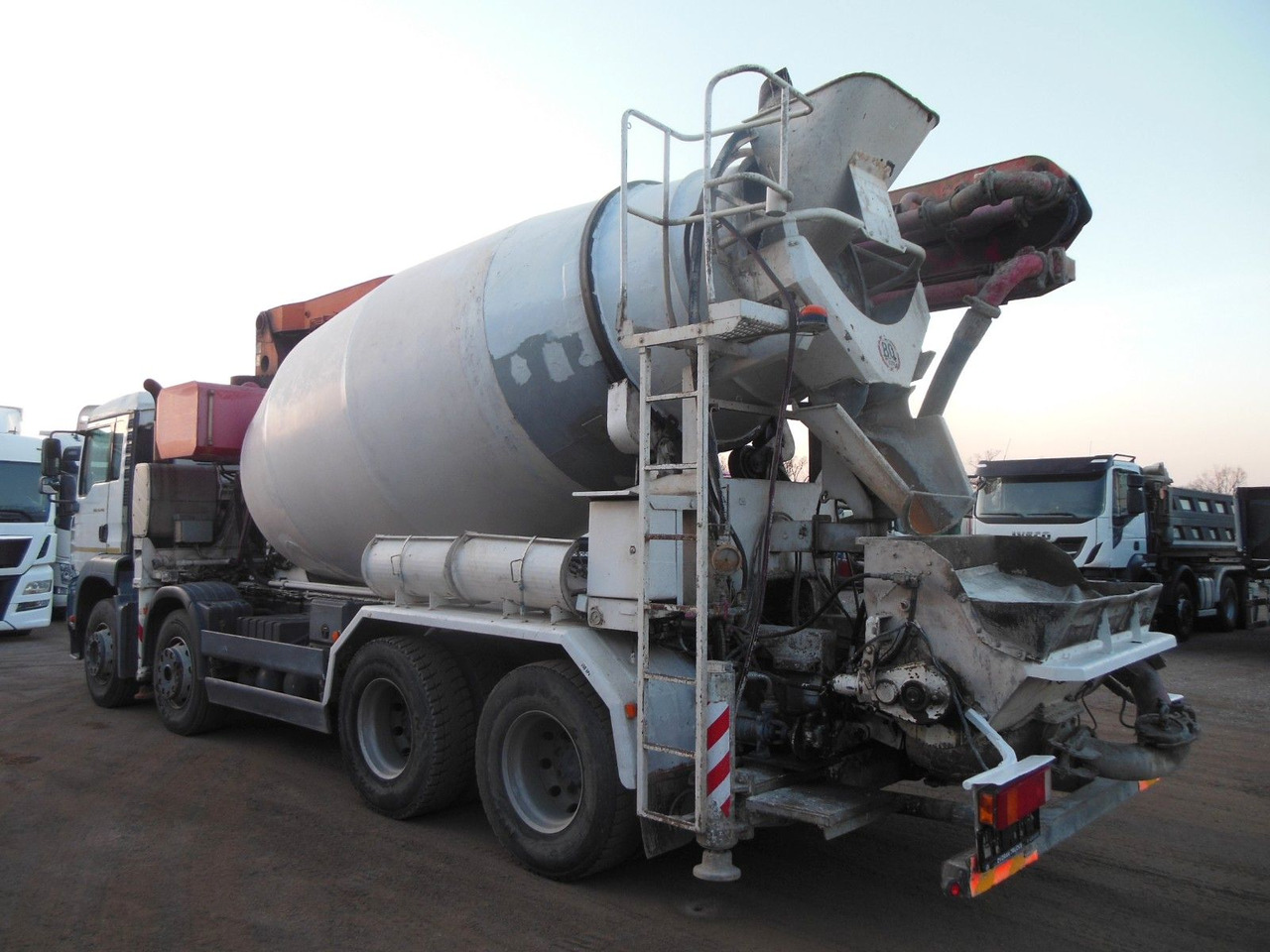 MAN TGA 35.410, 8X4, MIX + PUMPE 24M - Camion malaxeur: photos 4 MAN TGA 35.410, 8X4, MIX + PUMPE 24M - Camion malaxeur: photos 4