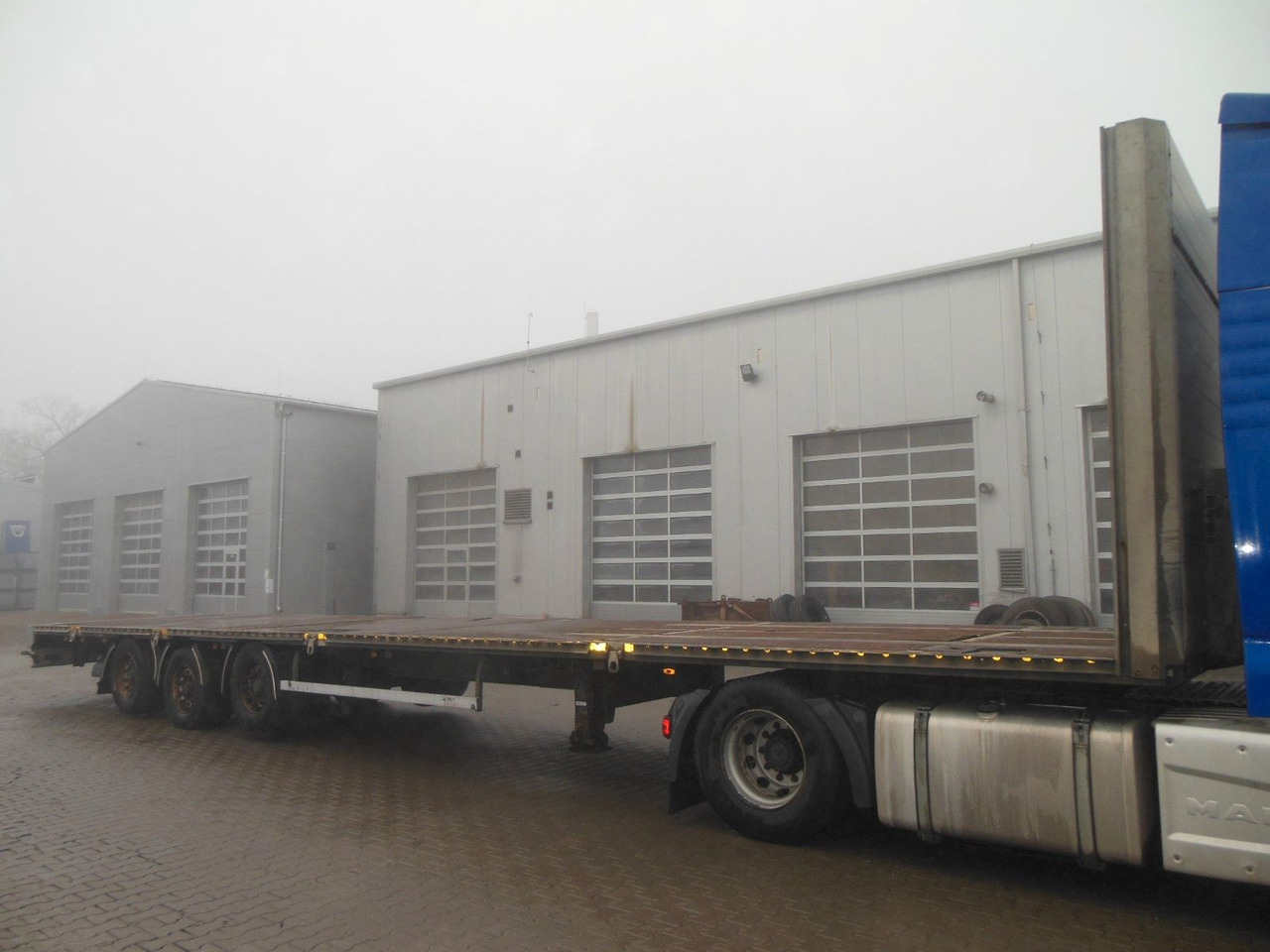 Panav NP036, LOWDECK, 2 LIFTACHSE, CONTAINER TWISTLOCK - Semi-remorque plateau: photos 2 Panav NP036, LOWDECK, 2 LIFTACHSE, CONTAINER TWISTLOCK - Semi-remorque plateau: photos 2