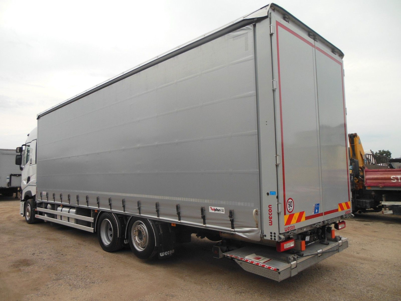 Renault T 440, 6X2, D-HOLLANDIA, 23 PALETTEN, WIE NEUE! - Camion à rideaux coulissants: photos 4 Renault T 440, 6X2, D-HOLLANDIA, 23 PALETTEN, WIE NEUE! - Camion à rideaux coulissants: photos 4
