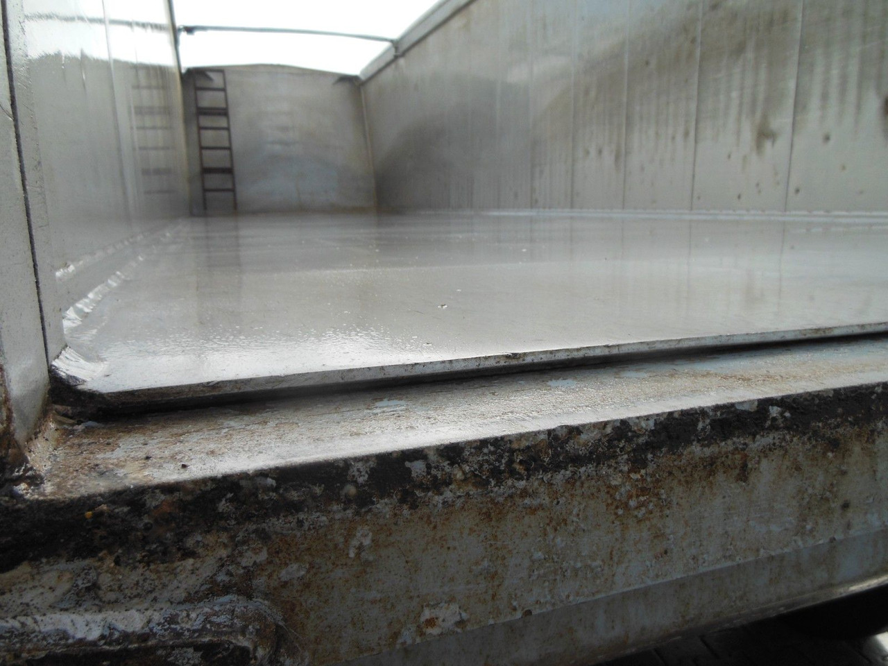 Semi-remorque benne Schwarzmüller KIS 3/E, SAF, 49M3, ACHSEN 9 TONE, TOP: photos 15 Semi-remorque benne Schwarzmüller KIS 3/E, SAF, 49M3, ACHSEN 9 TONE, TOP: photos 15