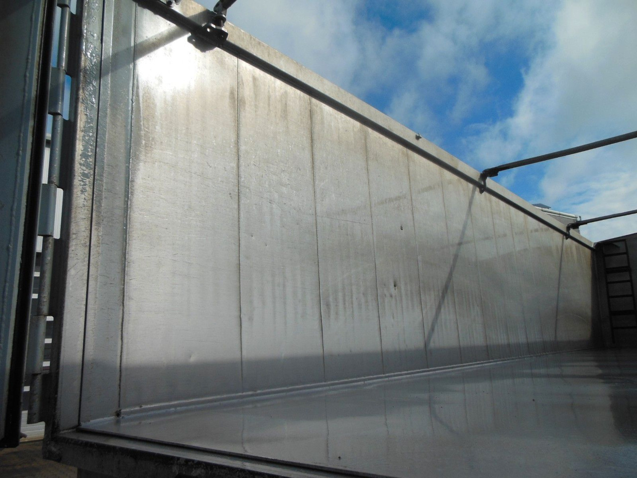 Semi-remorque benne Schwarzmüller KIS 3/E, SAF, 49M3, ACHSEN 9 TONE, TOP: photos 13 Semi-remorque benne Schwarzmüller KIS 3/E, SAF, 49M3, ACHSEN 9 TONE, TOP: photos 13