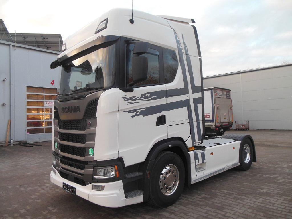 Scania S 500, RETARDER, STANDKLIMA, VOLLLUFT,ALU FELGEN - Tracteur routier: photos 1 Scania S 500, RETARDER, STANDKLIMA, VOLLLUFT,ALU FELGEN - Tracteur routier: photos 1