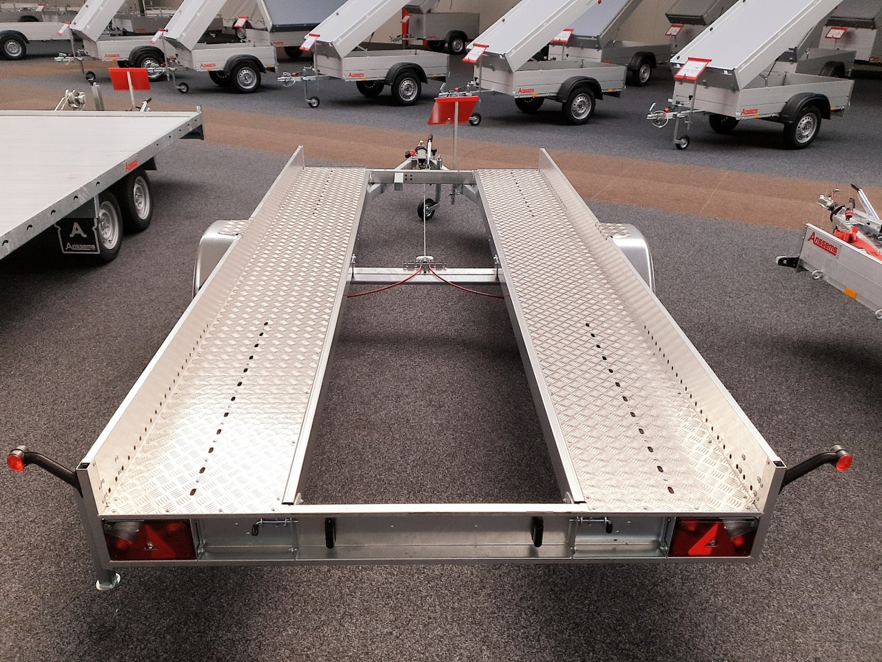 Anssems AMT ECO 1300 light 340x180x18cm (L) 1300kg - Remorque porte-voitures: photos 5 Anssems AMT ECO 1300 light 340x180x18cm (L) 1300kg - Remorque porte-voitures: photos 5