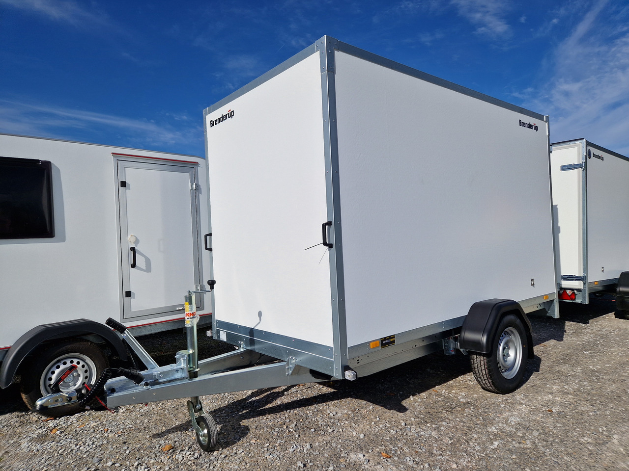 Brenderup Cargo Dynamic CD300 BD 300x155x185cm Hecktüren Wabenwände (M) 1300kg - Remorque fourgon: photos 1 Brenderup Cargo Dynamic CD300 BD 300x155x185cm Hecktüren Wabenwände (M) 1300kg - Remorque fourgon: photos 1