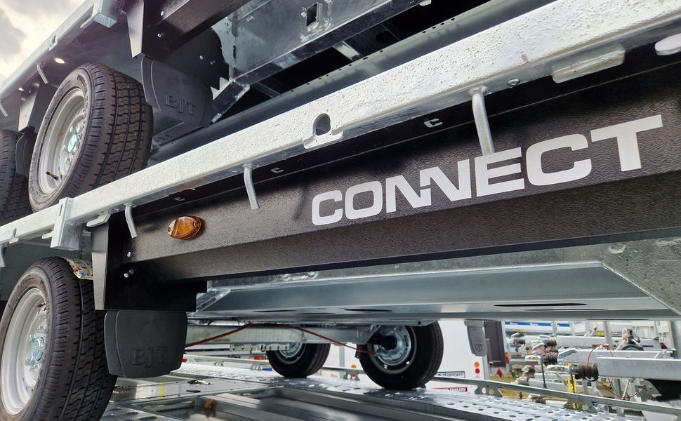 Brian James Trailer Connect 550x229cm blackline plattform Tandem 12" 3500kg (XXL) - Remorque plateau: photos 1 Brian James Trailer Connect 550x229cm blackline plattform Tandem 12" 3500kg (XXL) - Remorque plateau: photos 1