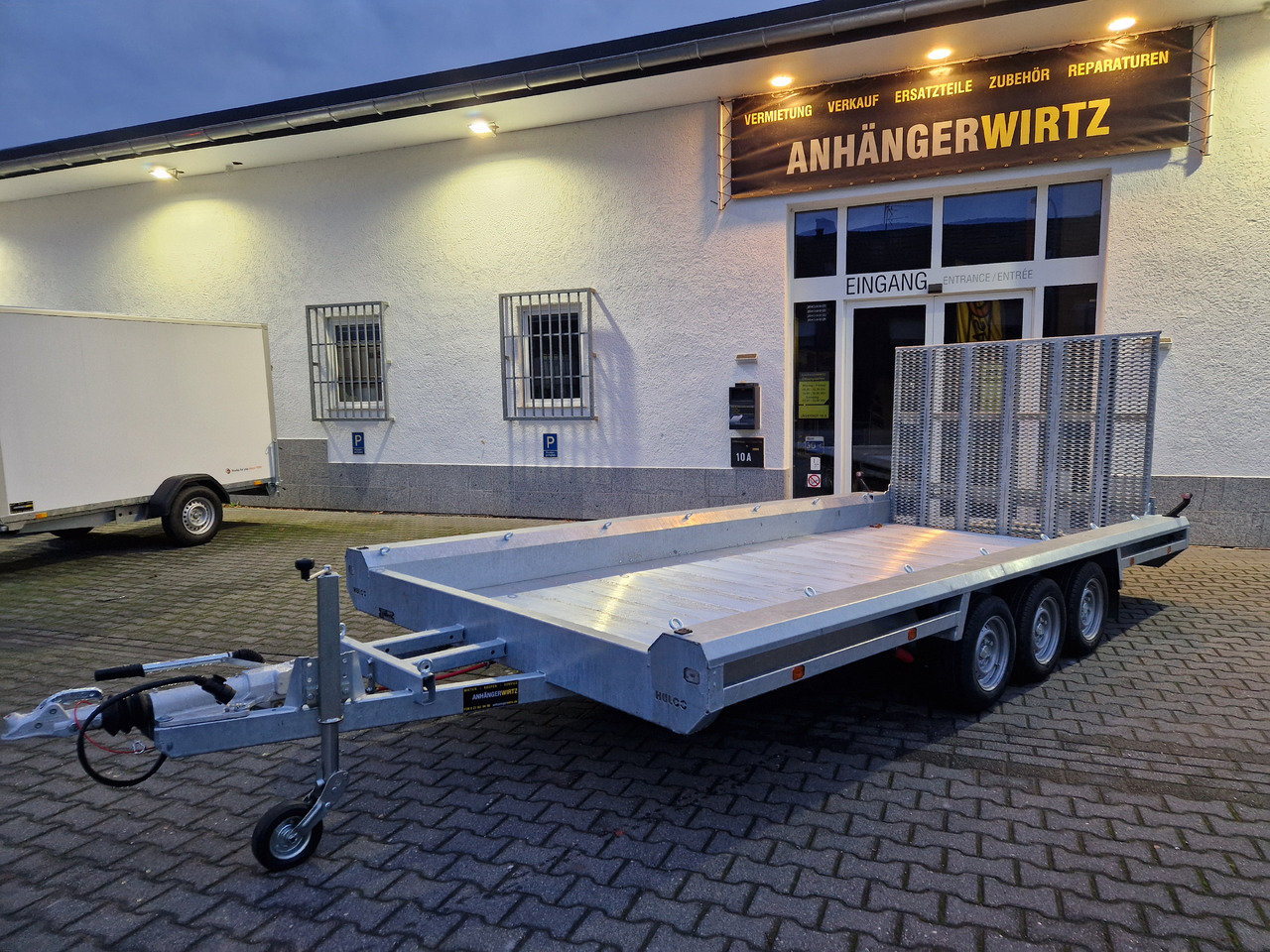 HULCO TERRAX Aluboden 469x195x27cm Heckrampe 150cm Tridem 3500kg (XXL) - Remorque porte engin: photos 2 HULCO TERRAX Aluboden 469x195x27cm Heckrampe 150cm Tridem 3500kg (XXL) - Remorque porte engin: photos 2