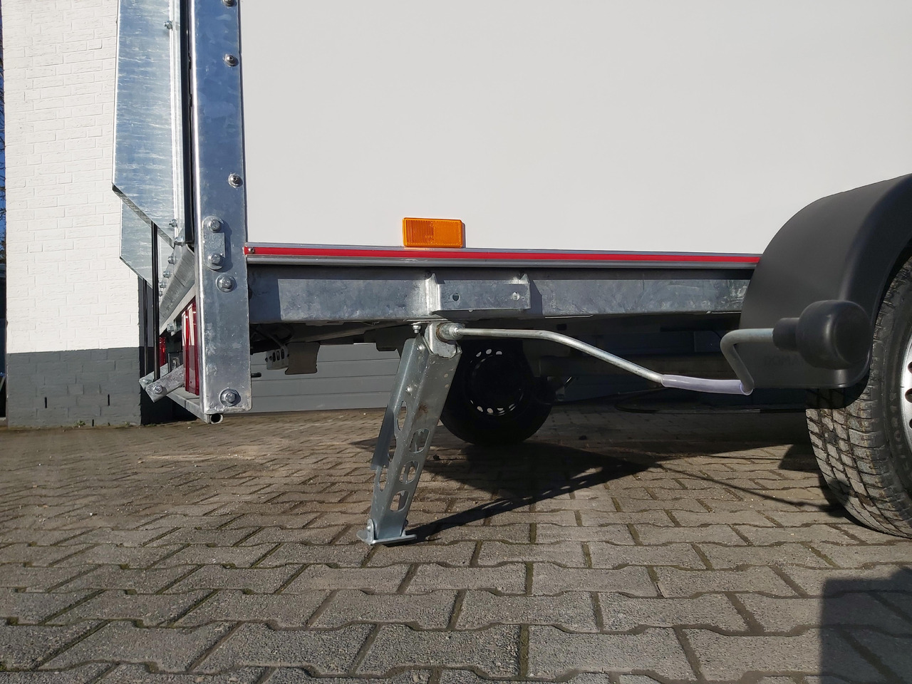 Caravane Kargo Camp TFS S Midi+ 320x150x180cm aero Seitentür Rampe Fenster+ 230V 12V 750kg Bremse 100km/H: photos 9