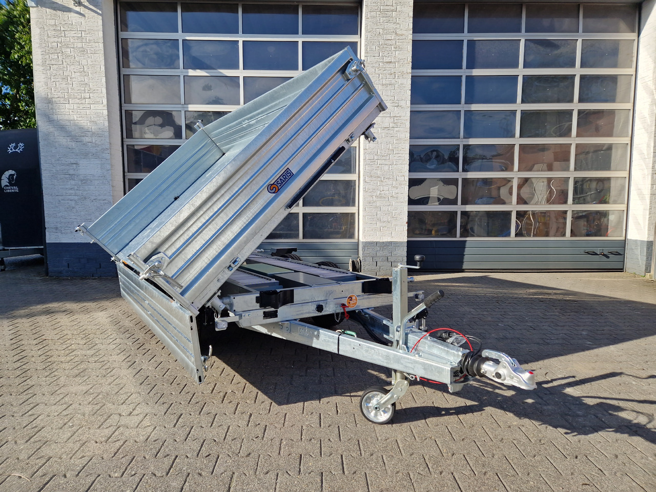 Saris Kipper 3 SKS 310 176 40cm Stahlwände HD elektro Notpumpe Alurampen Stützen 3000kg 100km/H - Remorque benne: photos 2 Saris Kipper 3 SKS 310 176 40cm Stahlwände HD elektro Notpumpe Alurampen Stützen 3000kg 100km/H - Remorque benne: photos 2