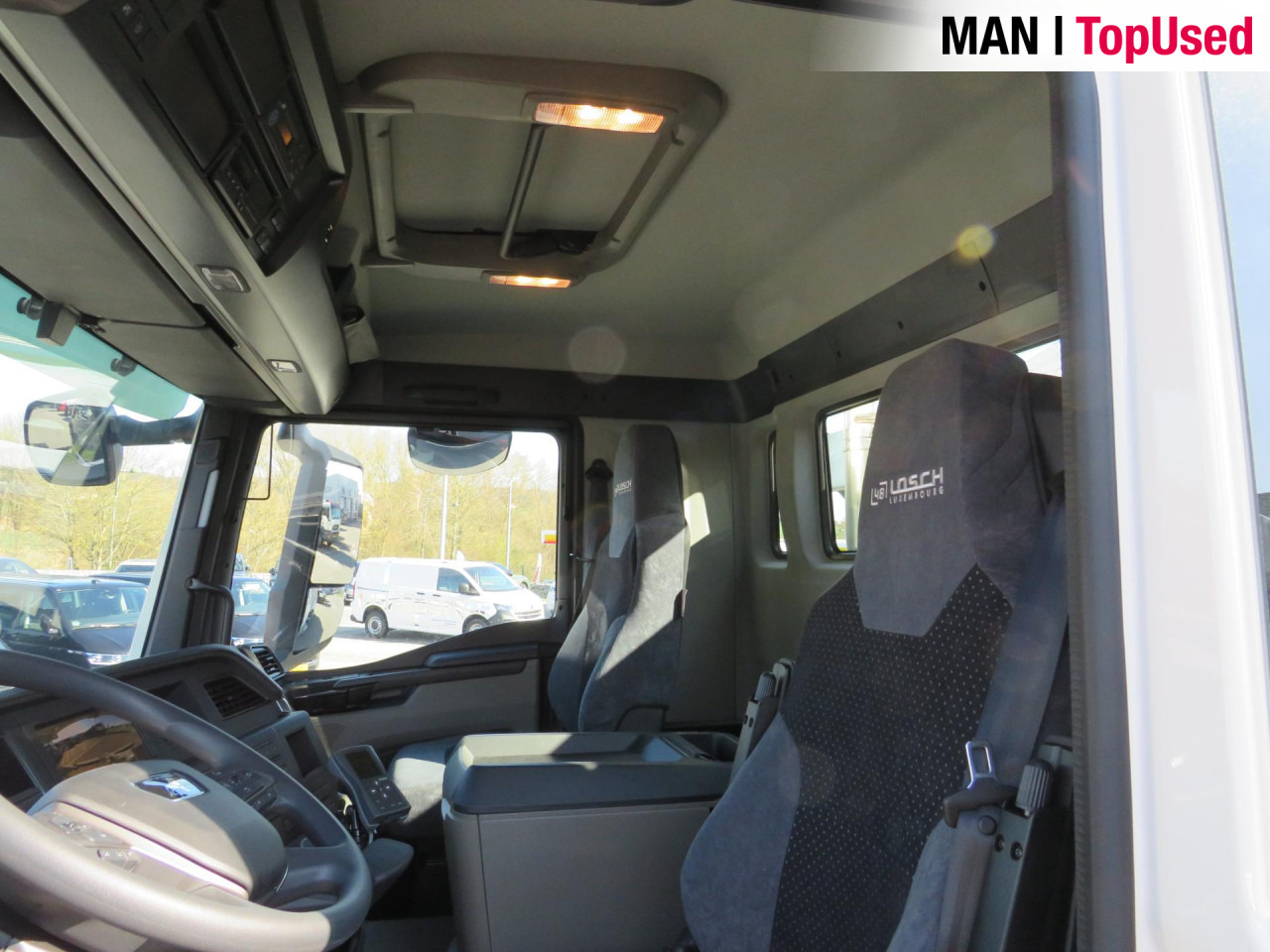 MAN TGS 41.480 8x4 BB CH Schmitz Muldenkipper Retarder - Camion benne: photos 3 MAN TGS 41.480 8x4 BB CH Schmitz Muldenkipper Retarder - Camion benne: photos 3