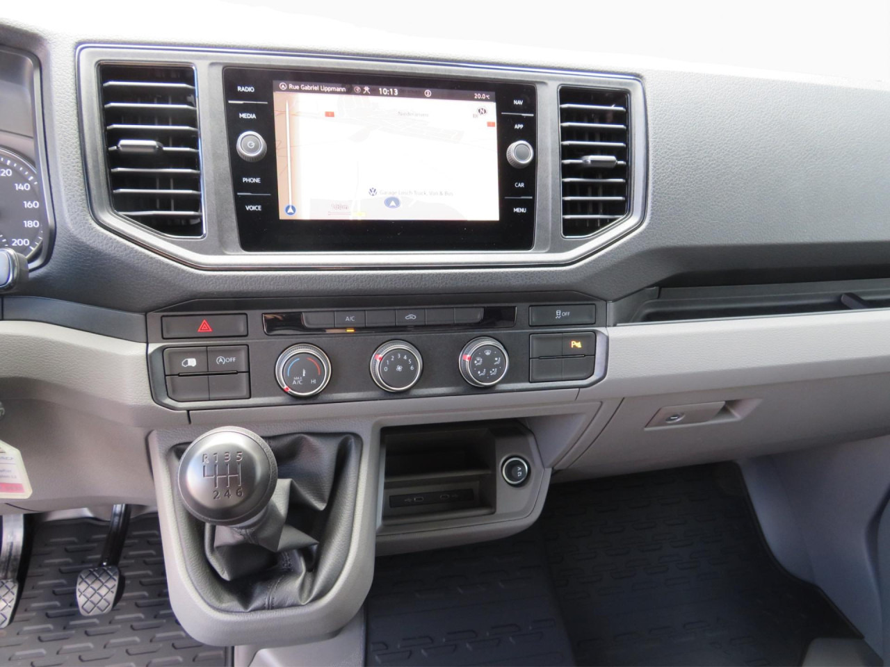 VOLKSWAGEN Crafter 35 L3H3 Kasten Klima Navi ZV - Fourgon utilitaire: photos 4 VOLKSWAGEN Crafter 35 L3H3 Kasten Klima Navi ZV - Fourgon utilitaire: photos 4