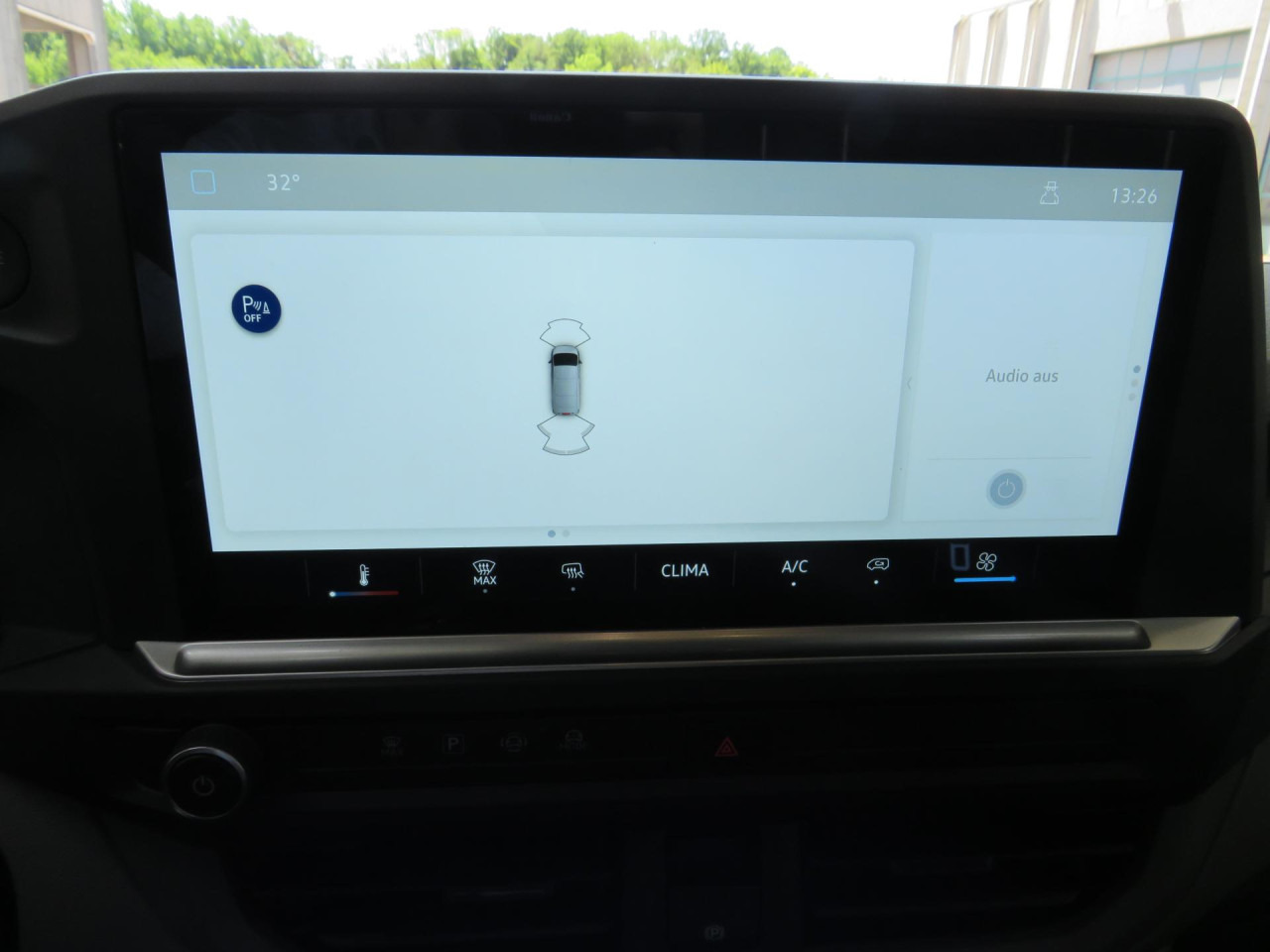 VOLKSWAGEN T7 Transporter 2.0 TDI 81 kW Kasten Klima ZV - Fourgonnette: photos 5 VOLKSWAGEN T7 Transporter 2.0 TDI 81 kW Kasten Klima ZV - Fourgonnette: photos 5