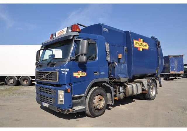 Volvo FM9 4X2 300 - Benne à ordures ménagères: photos 1 Volvo FM9 4X2 300 - Benne à ordures ménagères: photos 1