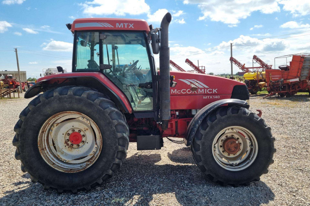 McCORMICK MTX140 - Tracteur agricole: photos 3 McCORMICK MTX140 - Tracteur agricole: photos 3