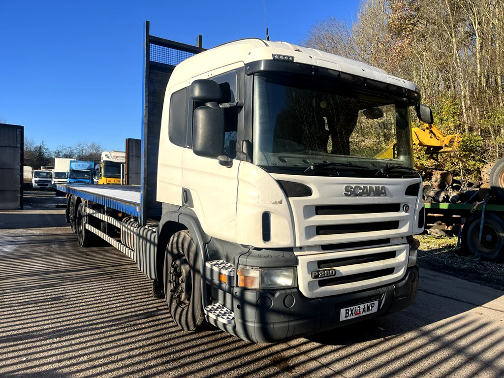 SCANIA P280 6X2 Rigid - Camion plateau: photos 2 SCANIA P280 6X2 Rigid - Camion plateau: photos 2