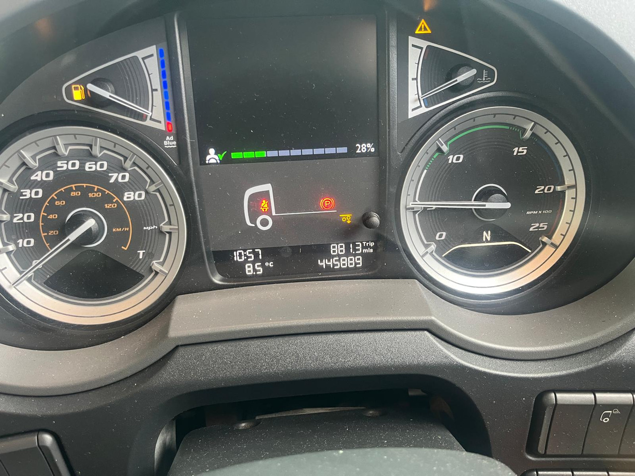 DAF CF 460 - Tracteur routier: photos 3 DAF CF 460 - Tracteur routier: photos 3