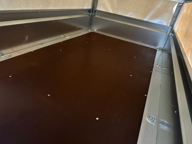 Neptun GN124, N7-263 KPS, 750 kg 2630 x 1450 x 400 mm, mit Hochplane 160 cm - Remorque voiture: photos 5 Neptun GN124, N7-263 KPS, 750 kg 2630 x 1450 x 400 mm, mit Hochplane 160 cm - Remorque voiture: photos 5