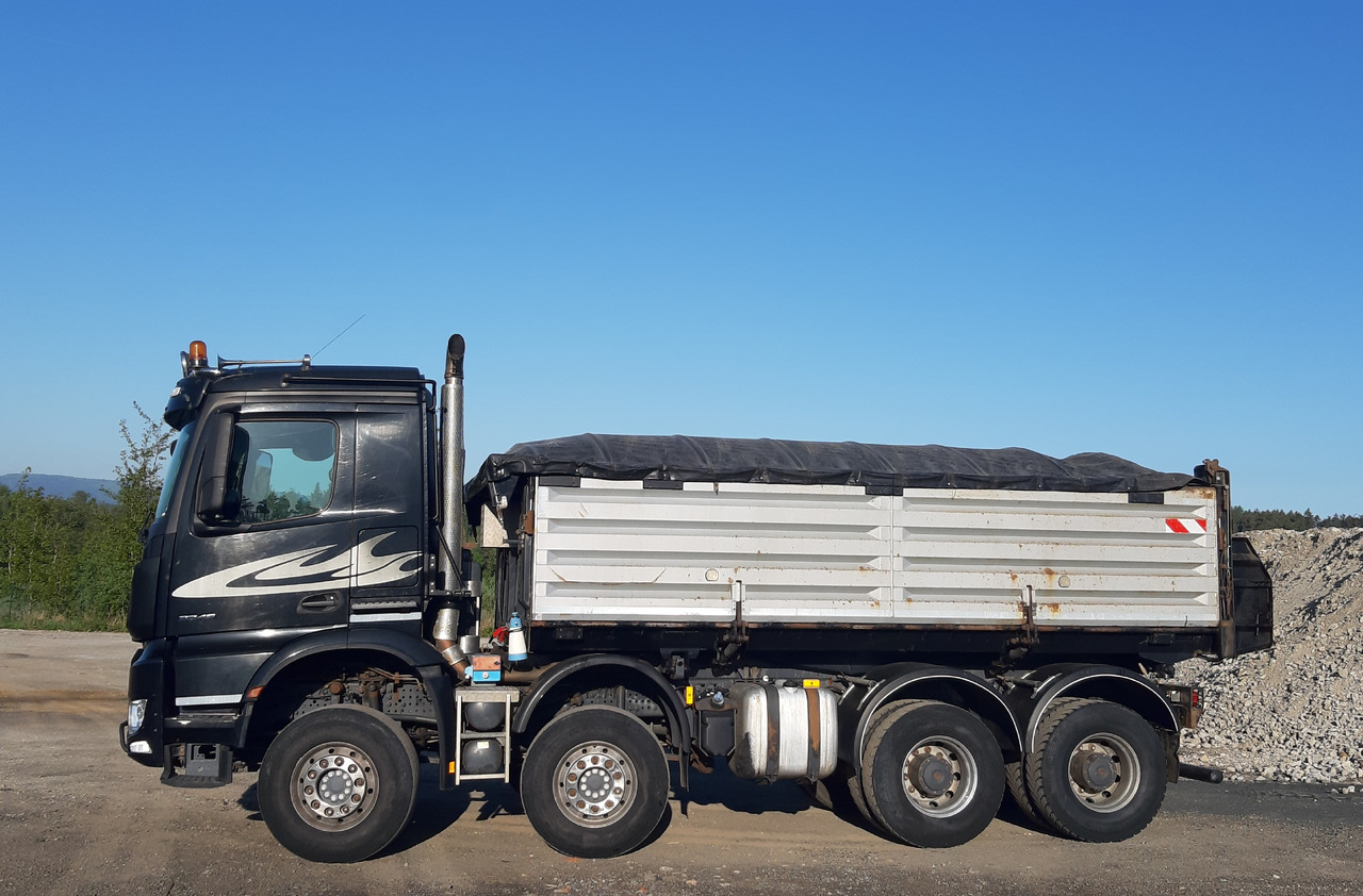 MERCEDES-BENZ AROCS 3245 8x4 Bordmatic THERMO CRAMARO AHK - Camion benne: photos 4 MERCEDES-BENZ AROCS 3245 8x4 Bordmatic THERMO CRAMARO AHK - Camion benne: photos 4