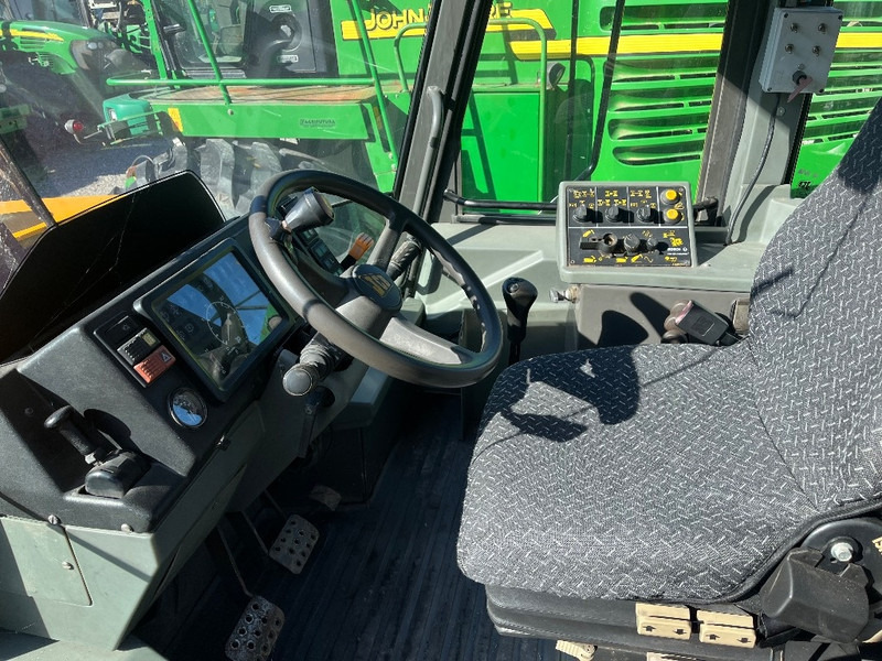 JCB Fastrac 155-65 — crédit-bail JCB Fastrac 155-65: photos 11