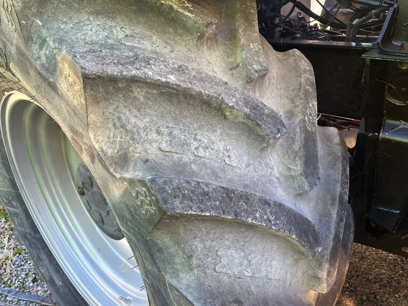 JCB Fastrac 155-65 — crédit-bail JCB Fastrac 155-65: photos 10