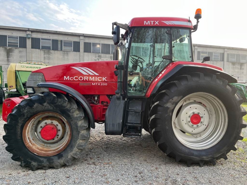 MCCORMICK MTX 200 - Tracteur agricole: photos 4 MCCORMICK MTX 200 - Tracteur agricole: photos 4