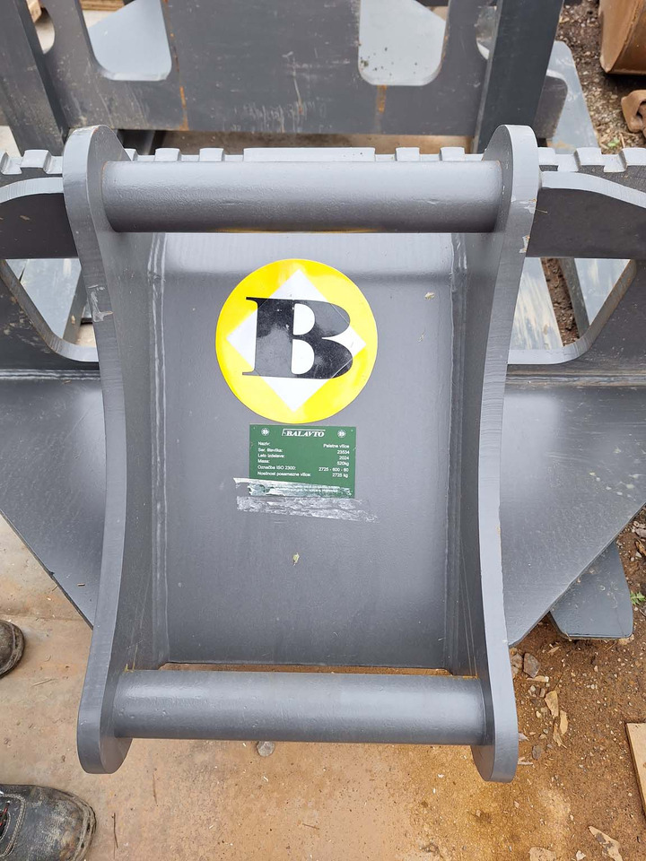BALAVTO pallet forks 1500 mm - Fourches: photos 4 BALAVTO pallet forks 1500 mm - Fourches: photos 4