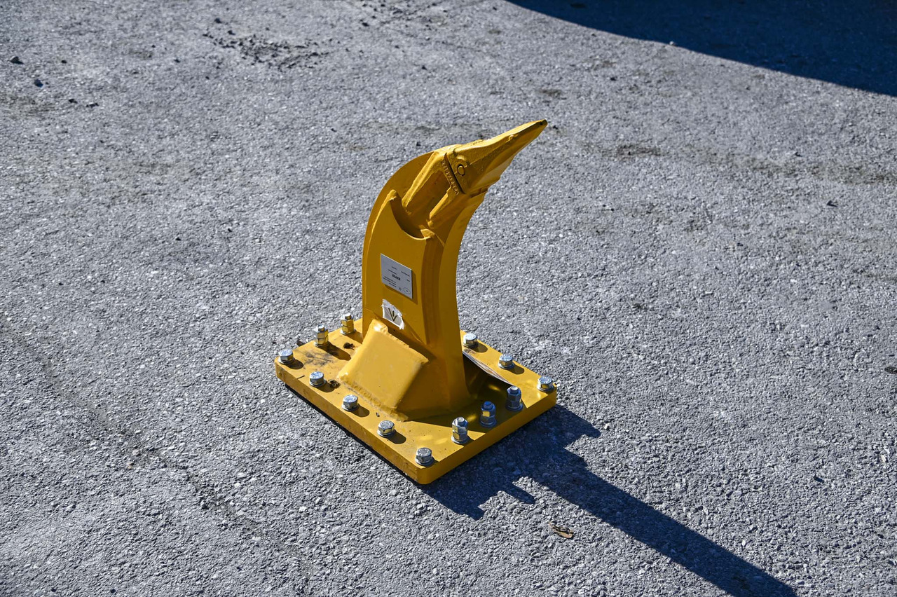 BAT BR04 - Ripper pour Pelle: photos 4 BAT BR04 - Ripper pour Pelle: photos 4