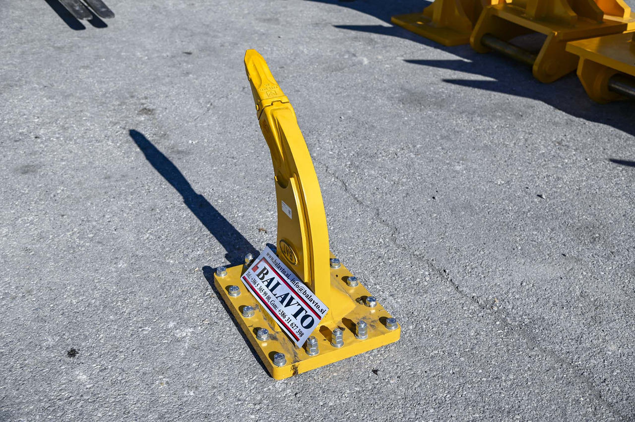 BAT BR04 - Ripper pour Pelle: photos 2 BAT BR04 - Ripper pour Pelle: photos 2