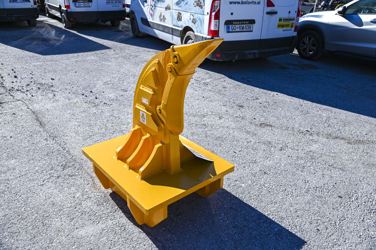 BAT BR10 - Ripper pour Pelle: photos 3 BAT BR10 - Ripper pour Pelle: photos 3