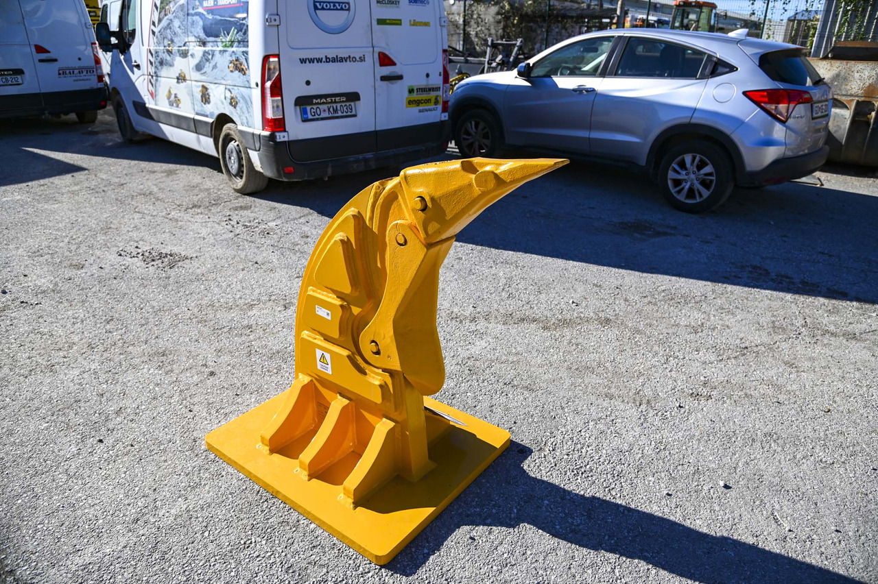 BAT BR17 - Ripper pour Pelle: photos 3 BAT BR17 - Ripper pour Pelle: photos 3