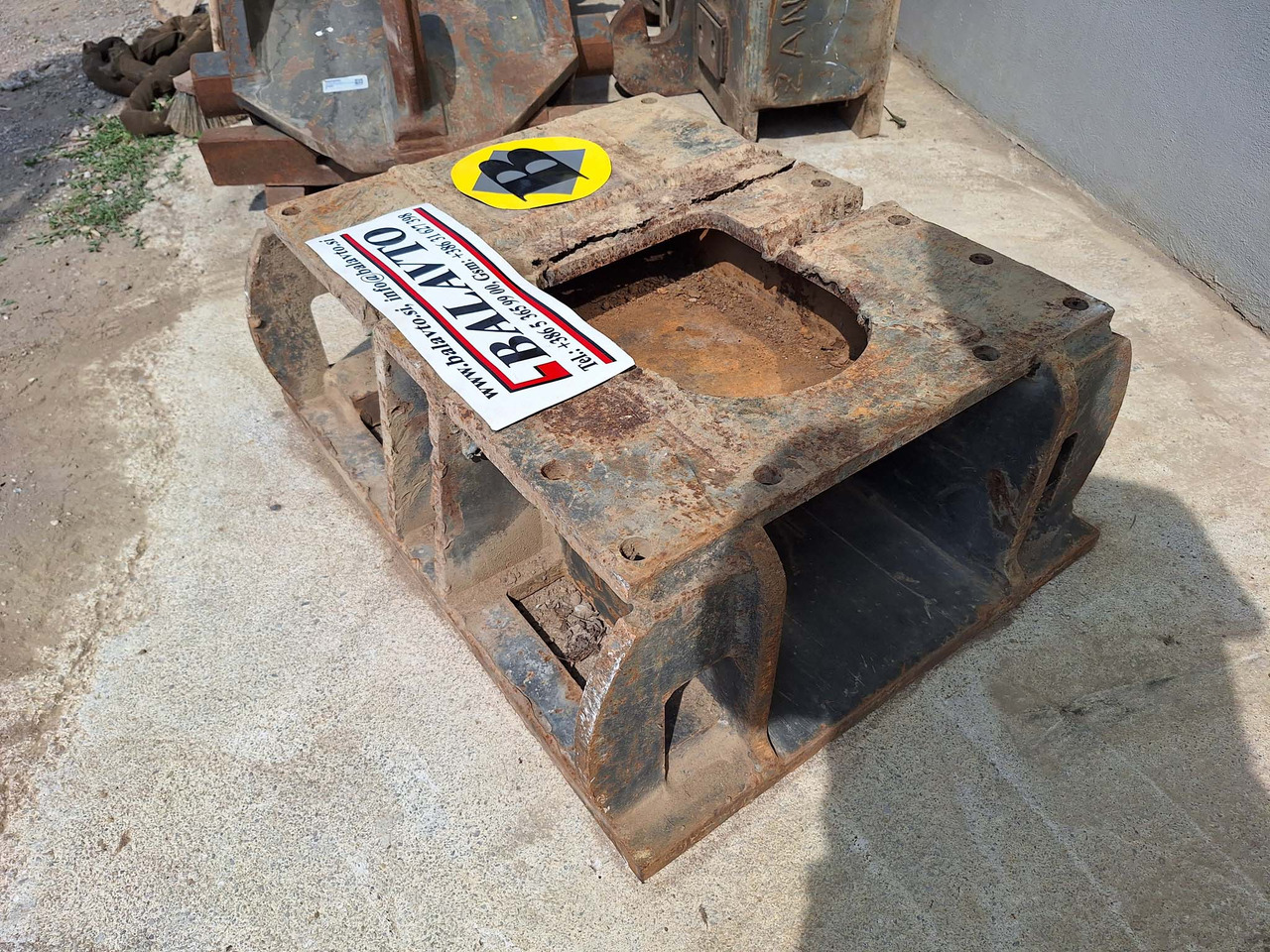Balavto attachment plate B1 - Attache rapide pour Engins de chantier: photos 5 Balavto attachment plate B1 - Attache rapide pour Engins de chantier: photos 5
