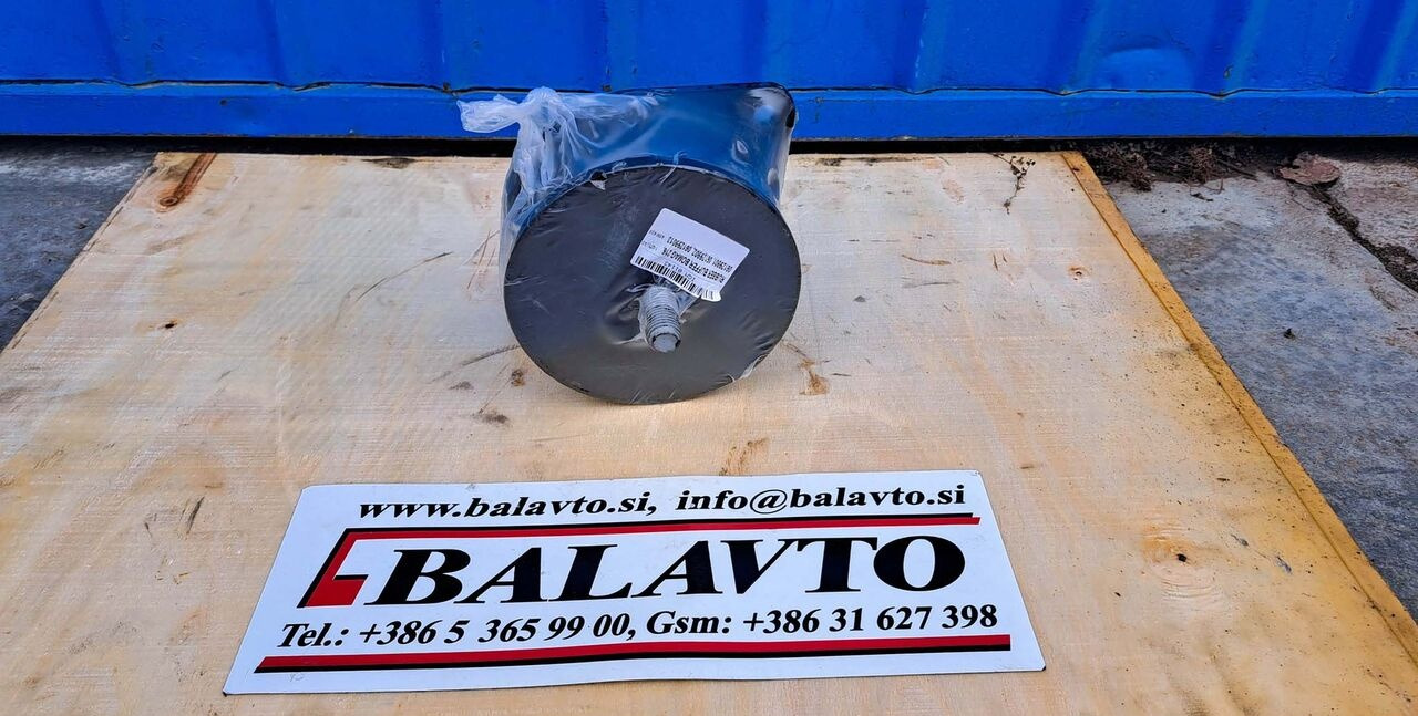 Rubber buffer for BOMAG compactors - Pièces de rechange pour Compacteur à pieds de mouton/ Monocylindre: photos 4 Rubber buffer for BOMAG compactors - Pièces de rechange pour Compacteur à pieds de mouton/ Monocylindre: photos 4