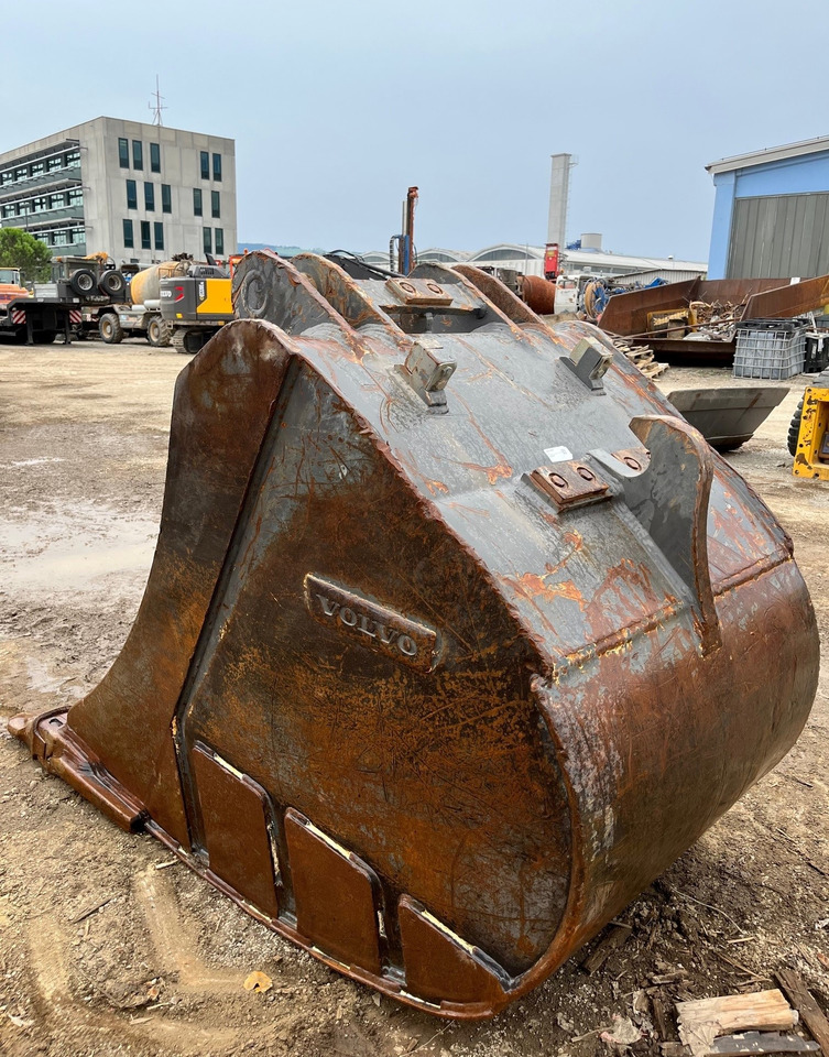 Godet pour pelle VOLVO Digging bucket 1000 mm: photos 8 Godet pour pelle VOLVO Digging bucket 1000 mm: photos 8