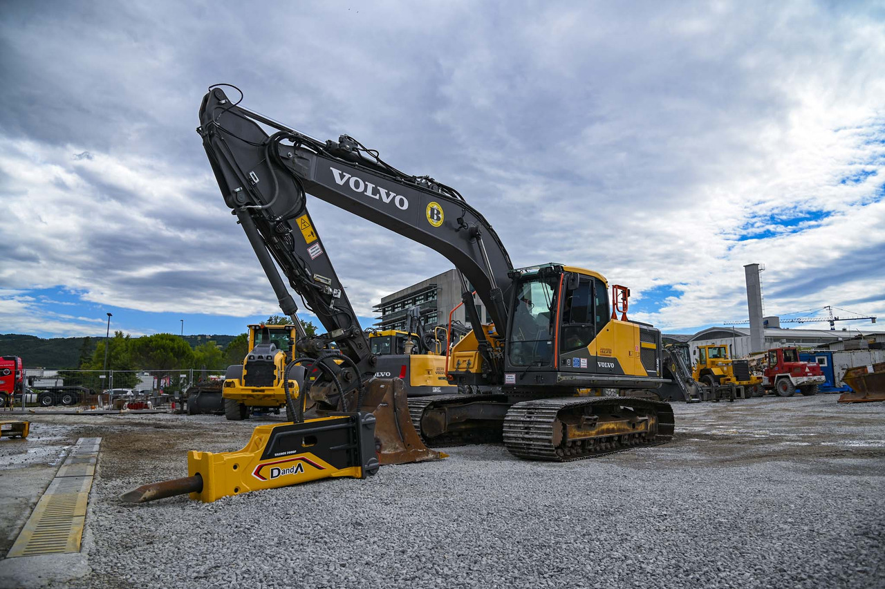 VOLVO EC220EL - Pelle sur chenille: photos 4 VOLVO EC220EL - Pelle sur chenille: photos 4