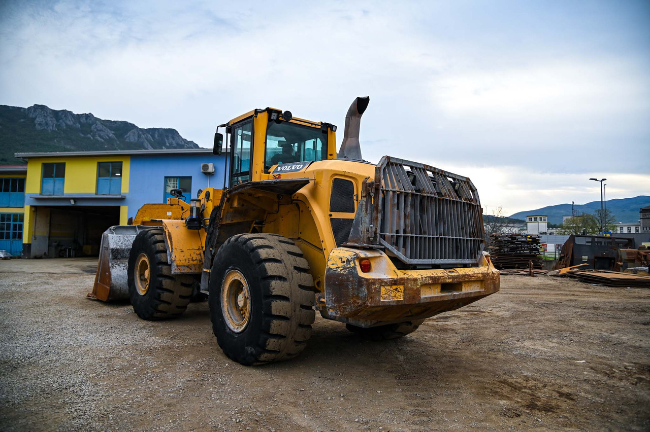 VOLVO L180G - Chargeuse sur pneus: photos 4 VOLVO L180G - Chargeuse sur pneus: photos 4
