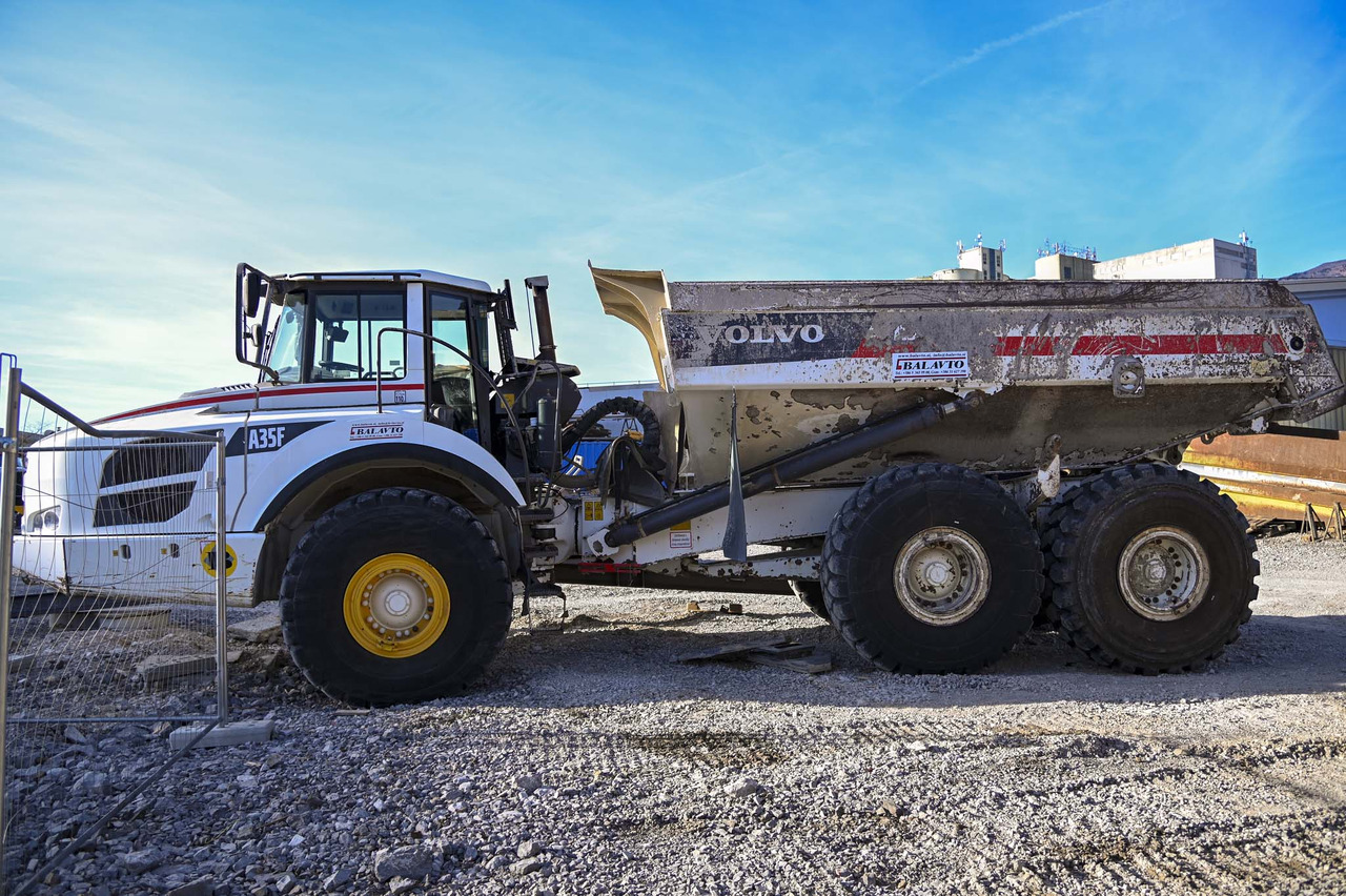 Volvo A35F - Tombereau articulé: photos 1 Volvo A35F - Tombereau articulé: photos 1