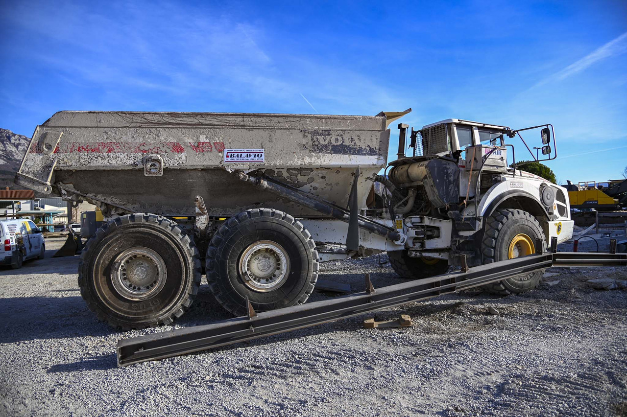 Volvo A35F - Tombereau articulé: photos 4 Volvo A35F - Tombereau articulé: photos 4