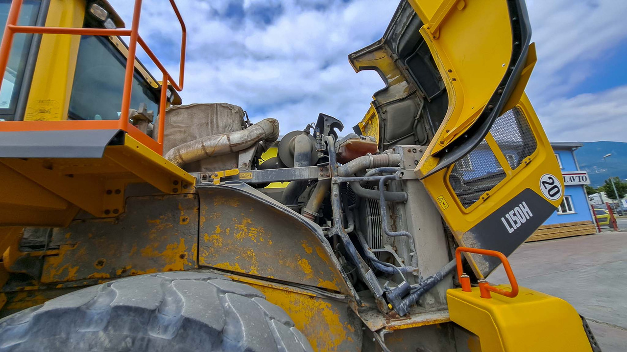 Chargeuse sur pneus Volvo L150H: photos 38