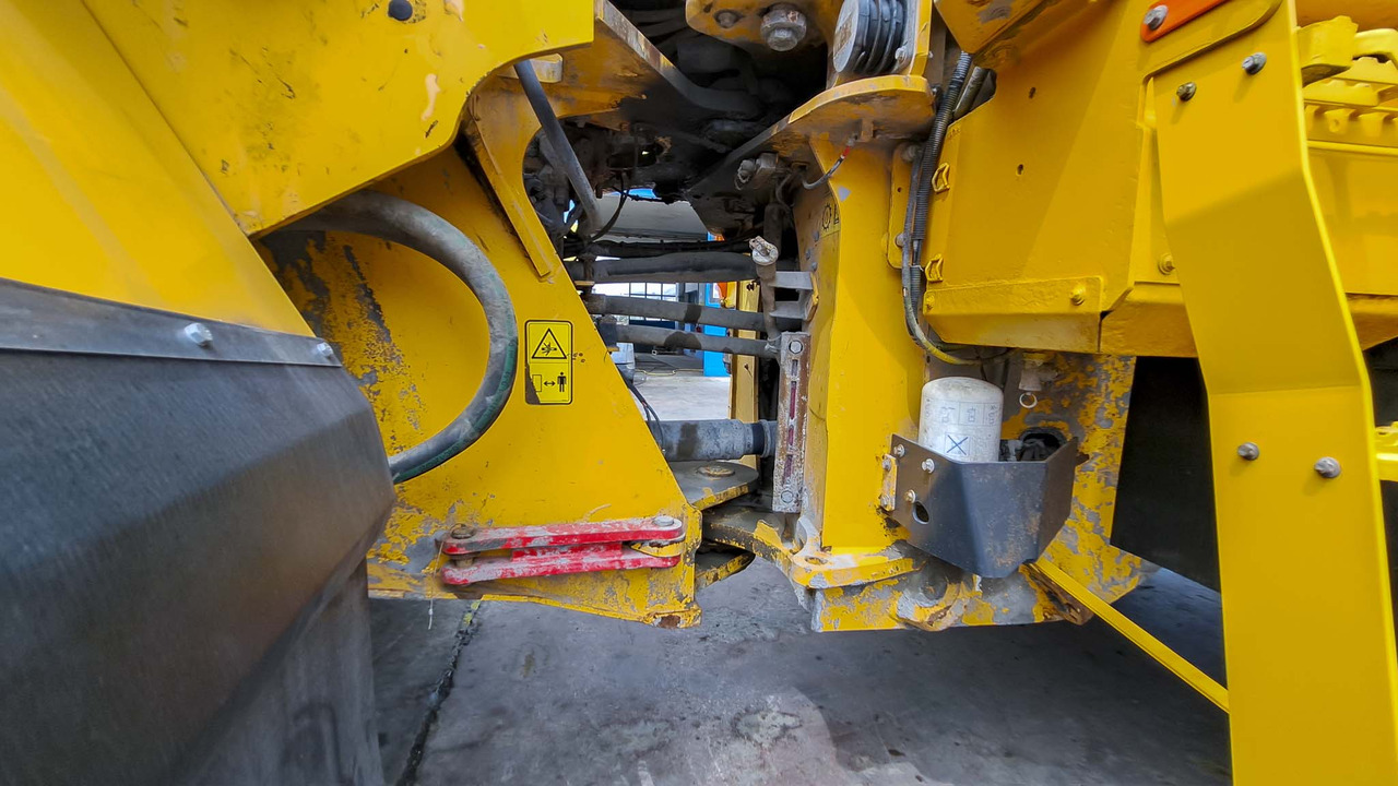 Chargeuse sur pneus Volvo L150H: photos 35