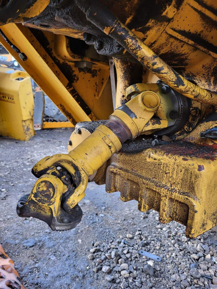 Volvo propeller shaft - Arbre à cardan pour Chargeuse: photos 1 Volvo propeller shaft - Arbre à cardan pour Chargeuse: photos 1