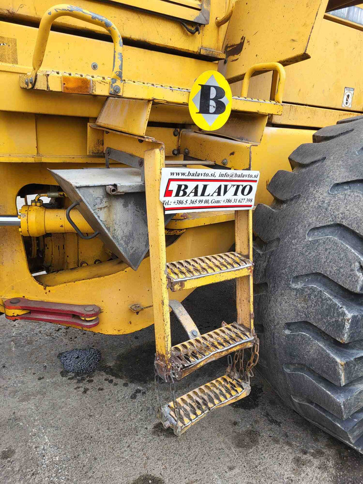 Volvo steps - Marchepied pour Chargeuse: photos 1 Volvo steps - Marchepied pour Chargeuse: photos 1