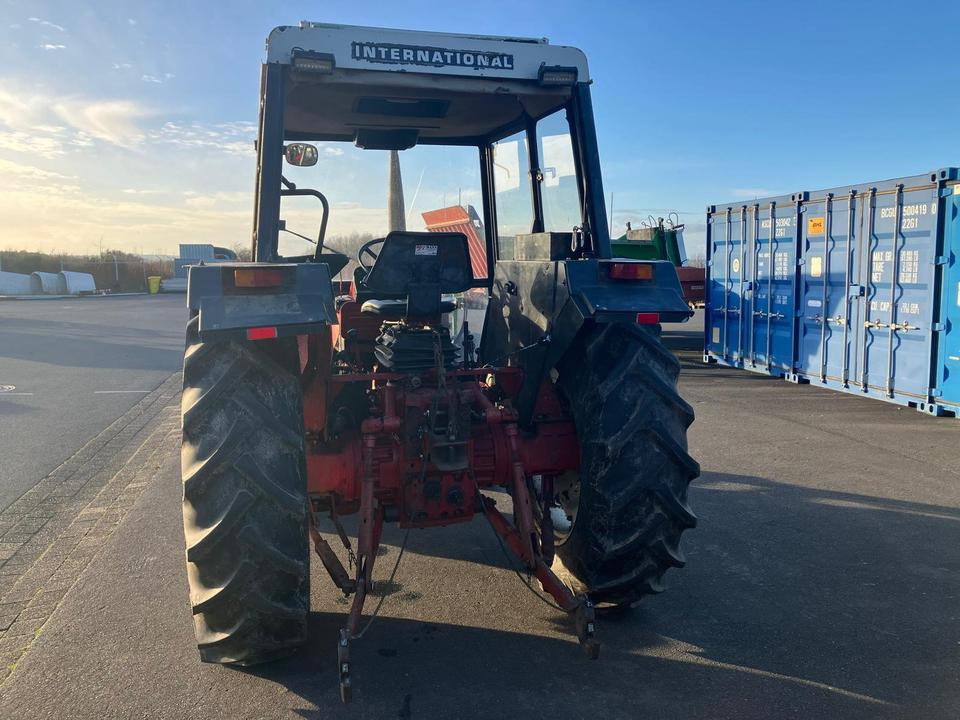 IHC 744 AS Allrad Frontlader Bastlerfahrzeug Sammlerstück Traktor - Tracteur agricole: photos 4 IHC 744 AS Allrad Frontlader Bastlerfahrzeug Sammlerstück Traktor - Tracteur agricole: photos 4