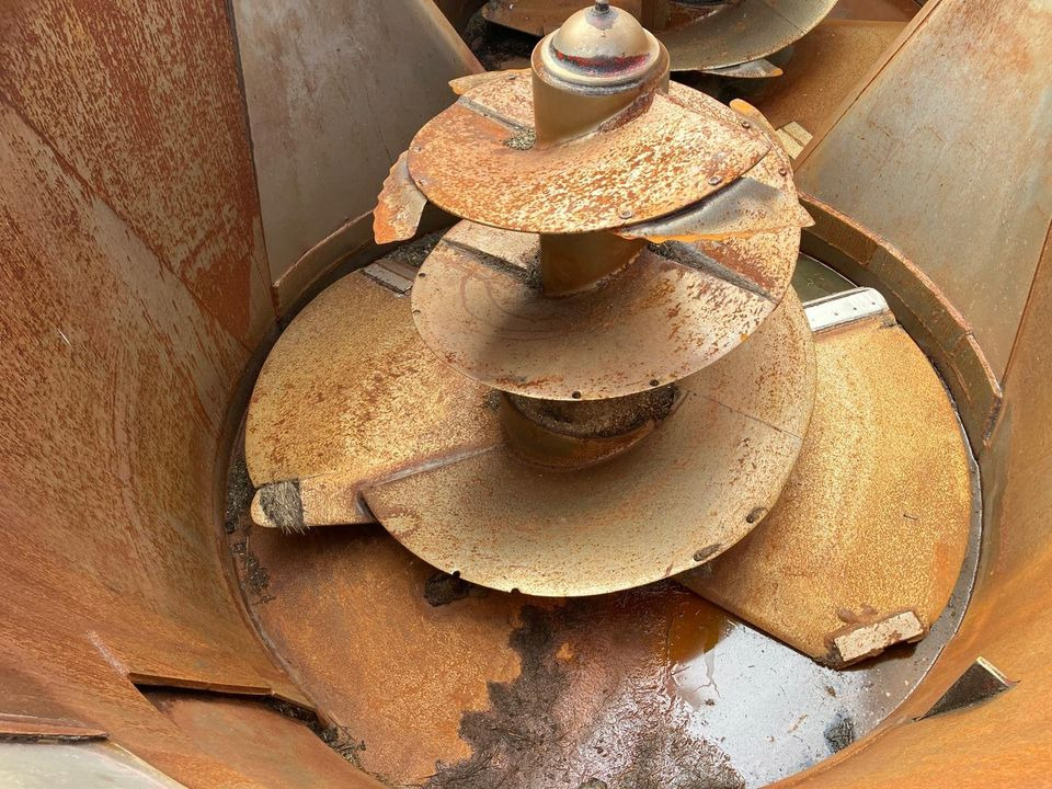 Mélangeuse Trioliet Futtermischwagen Solomix 2 20 VLHT: photos 16 Mélangeuse Trioliet Futtermischwagen Solomix 2 20 VLHT: photos 16