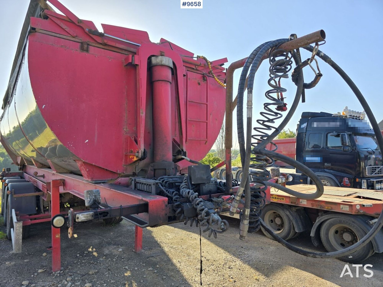 Asphalt trailer Parator STI 17-24 - Semi-remorque benne, Travaux routiers: photos 5 Asphalt trailer Parator STI 17-24 - Semi-remorque benne, Travaux routiers: photos 5