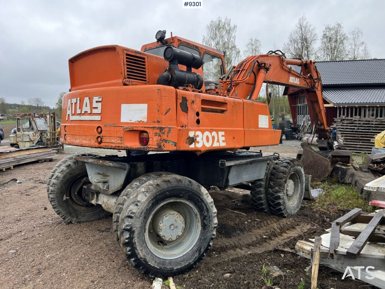 Atlas 1302 E Wheeled excavator with attachments (VIDEO) - Pelle sur pneus: photos 5 Atlas 1302 E Wheeled excavator with attachments (VIDEO) - Pelle sur pneus: photos 5