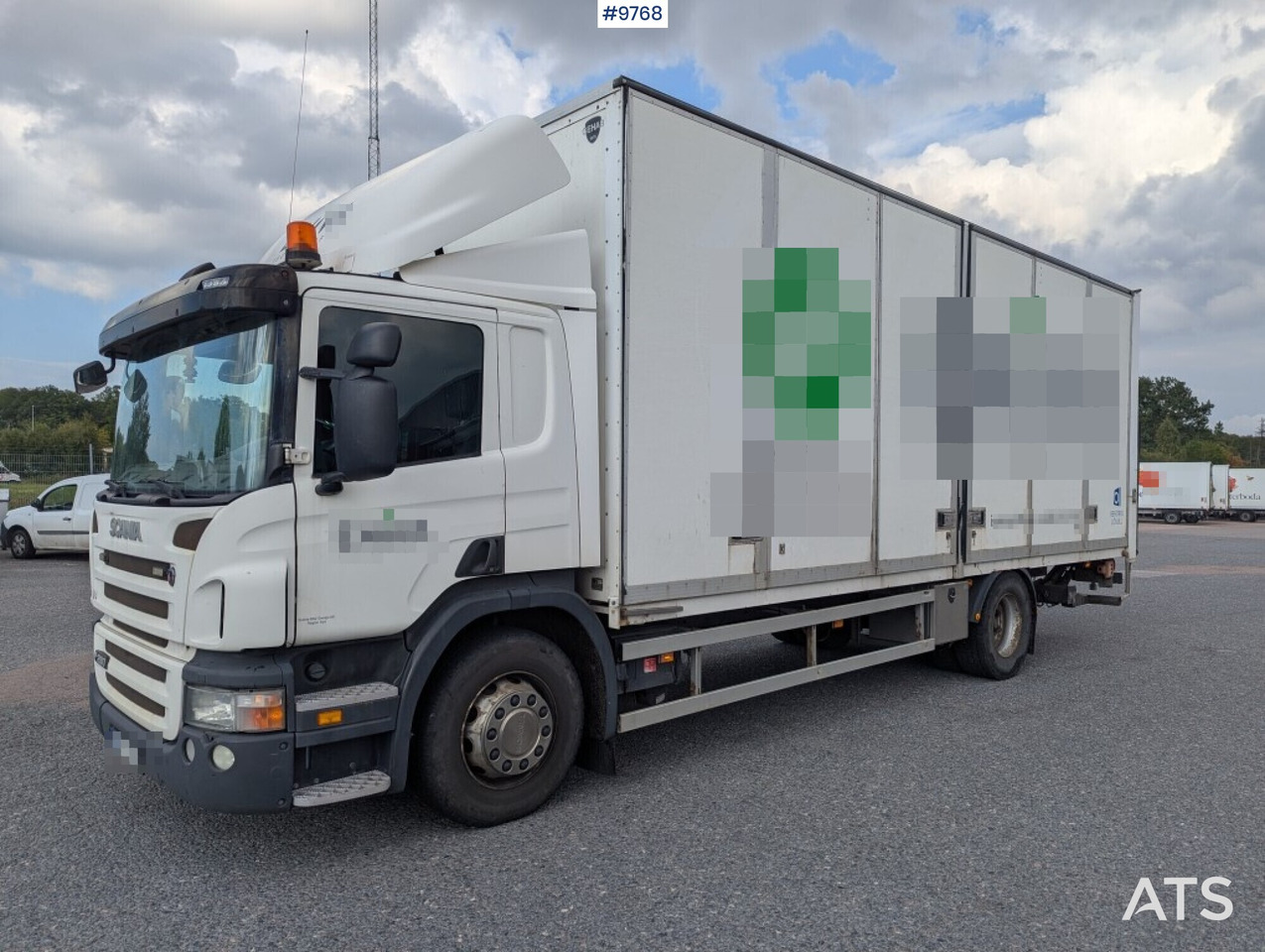 Box Truck Scania P280 4X2 with tail lift - Camion fourgon: photos 1 Box Truck Scania P280 4X2 with tail lift - Camion fourgon: photos 1