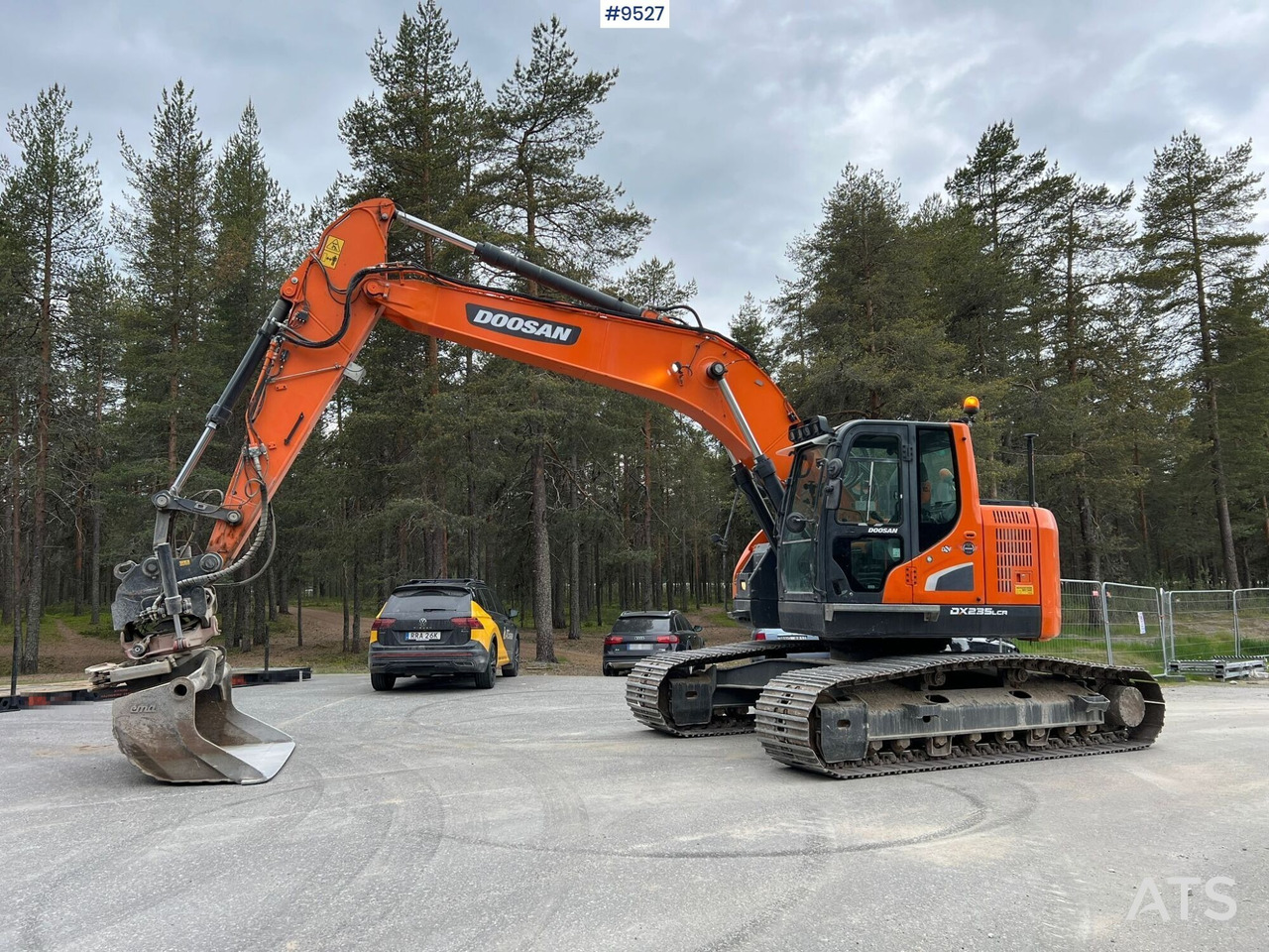 Excavator Doosan DX235 LCR-5 with excavator system (SEE VIDEO) - Pelle sur chenille: photos 2 Excavator Doosan DX235 LCR-5 with excavator system (SEE VIDEO) - Pelle sur chenille: photos 2