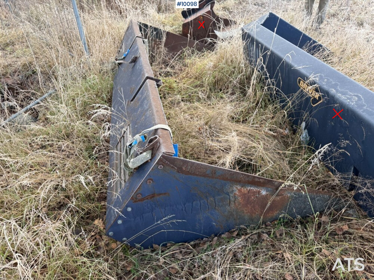 Extension collar Planer bucket - Godet pour chargeur: photos 1 Extension collar Planer bucket - Godet pour chargeur: photos 1