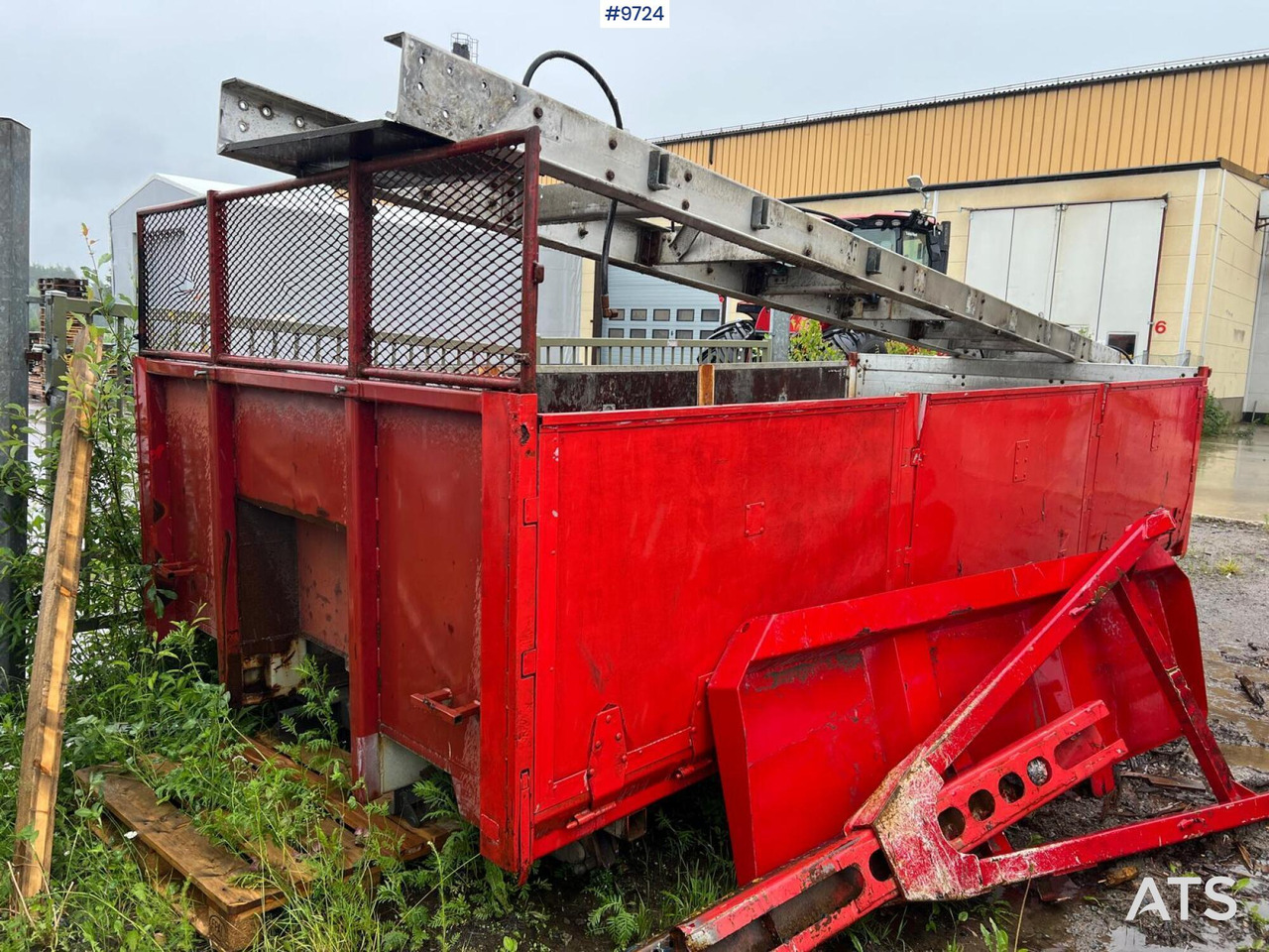 Flatbed - Carrosserie plateau: photos 3 Flatbed - Carrosserie plateau: photos 3