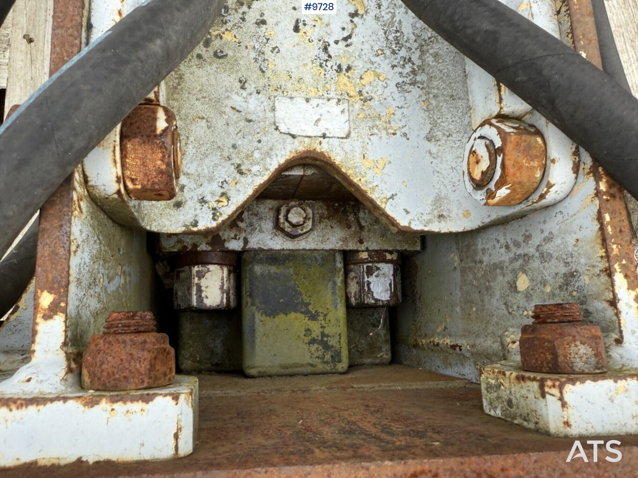 Hydraulic hammer Furukawa F9LN S45 - Marteau hydraulique: photos 5 Hydraulic hammer Furukawa F9LN S45 - Marteau hydraulique: photos 5