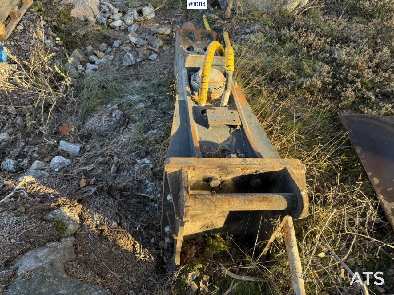 Hydraulic hammer SMC S70 - Marteau hydraulique: photos 4 Hydraulic hammer SMC S70 - Marteau hydraulique: photos 4